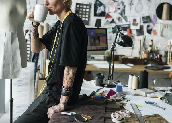 What are the Most Stylish Ways to Wear a Bucket Hat?